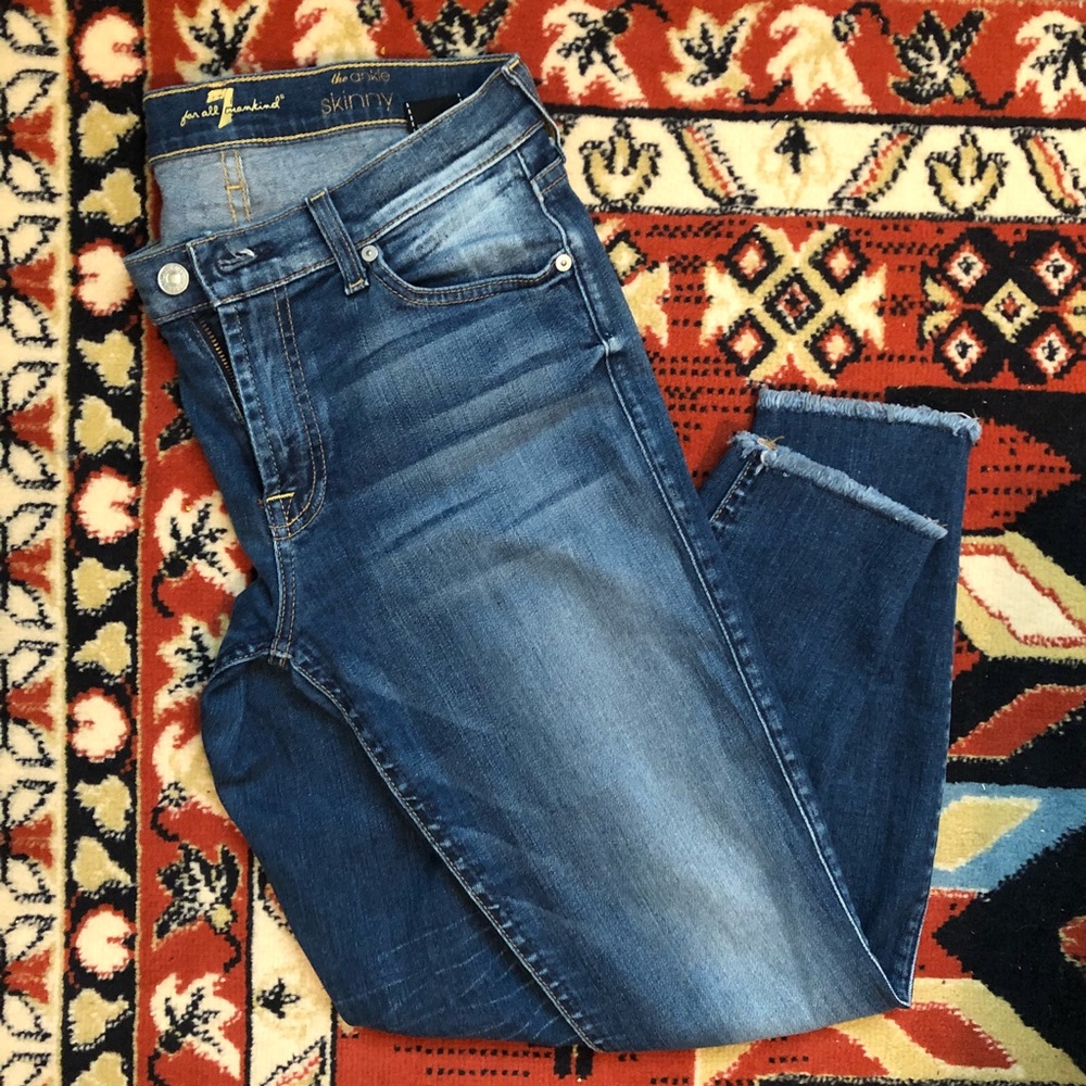 *Mint* 7 For All fray hem ankle jeans